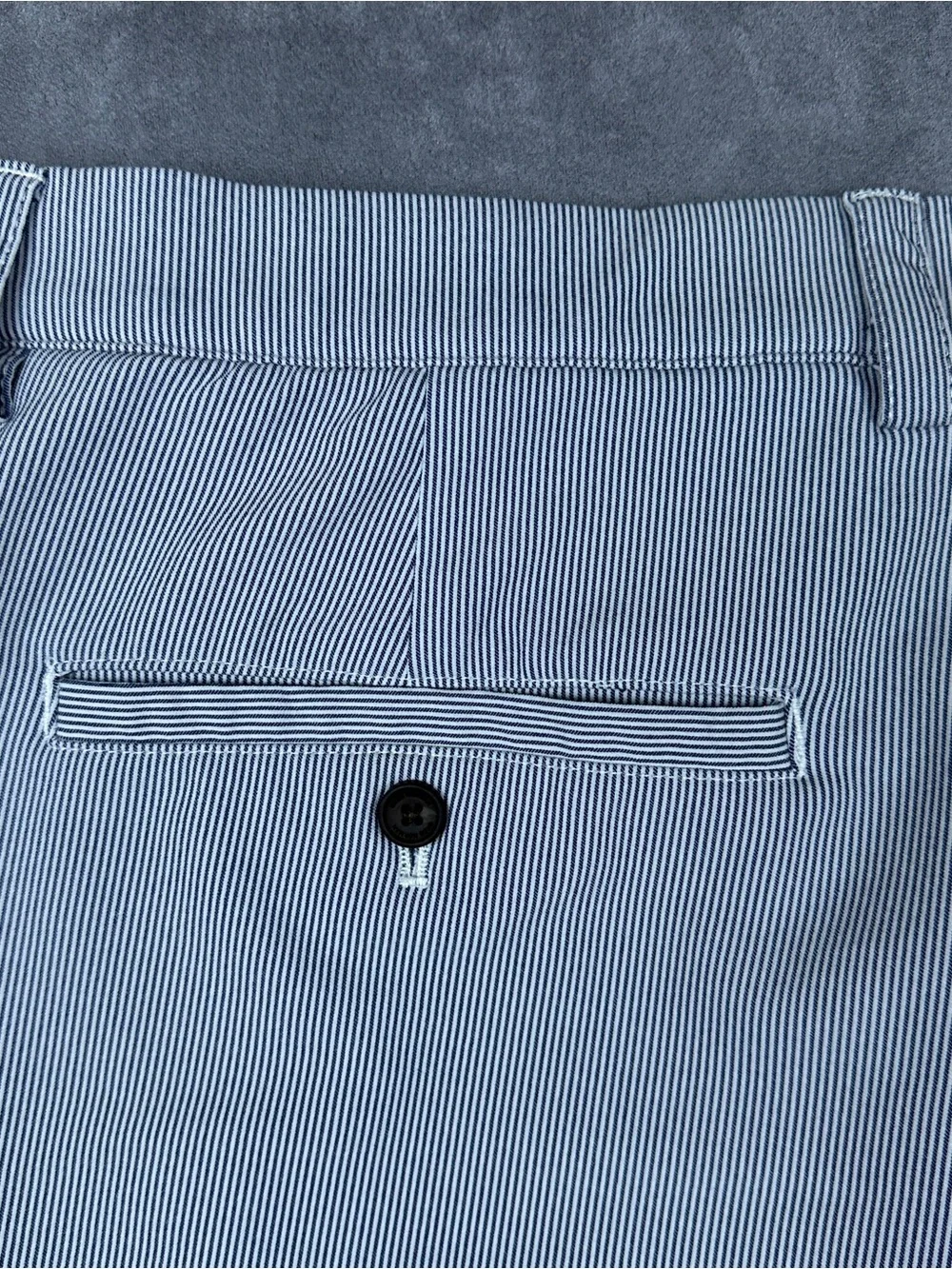 Greg Norman ML75 Microlux Striped Golf Shorts Blue White Size 36 TL109548